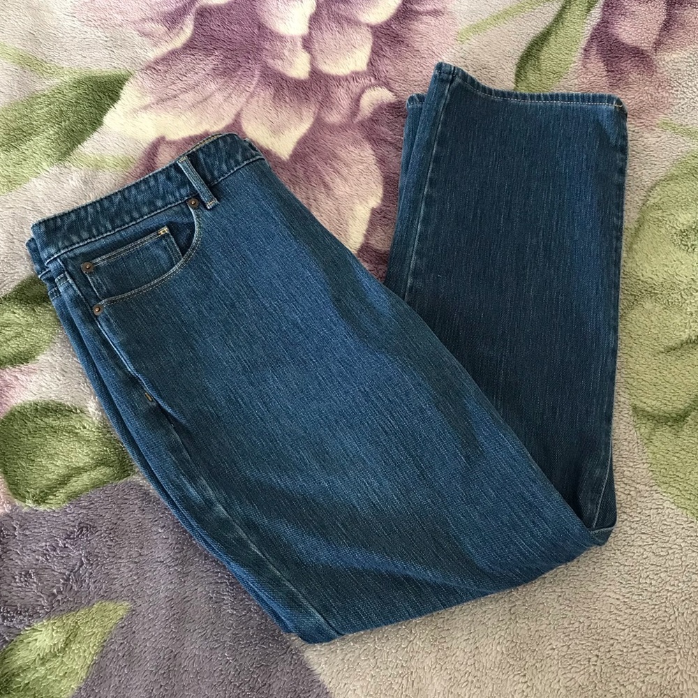 L.L. Bean Women’s Petite Jeans 👖 - Picture 6 of 14